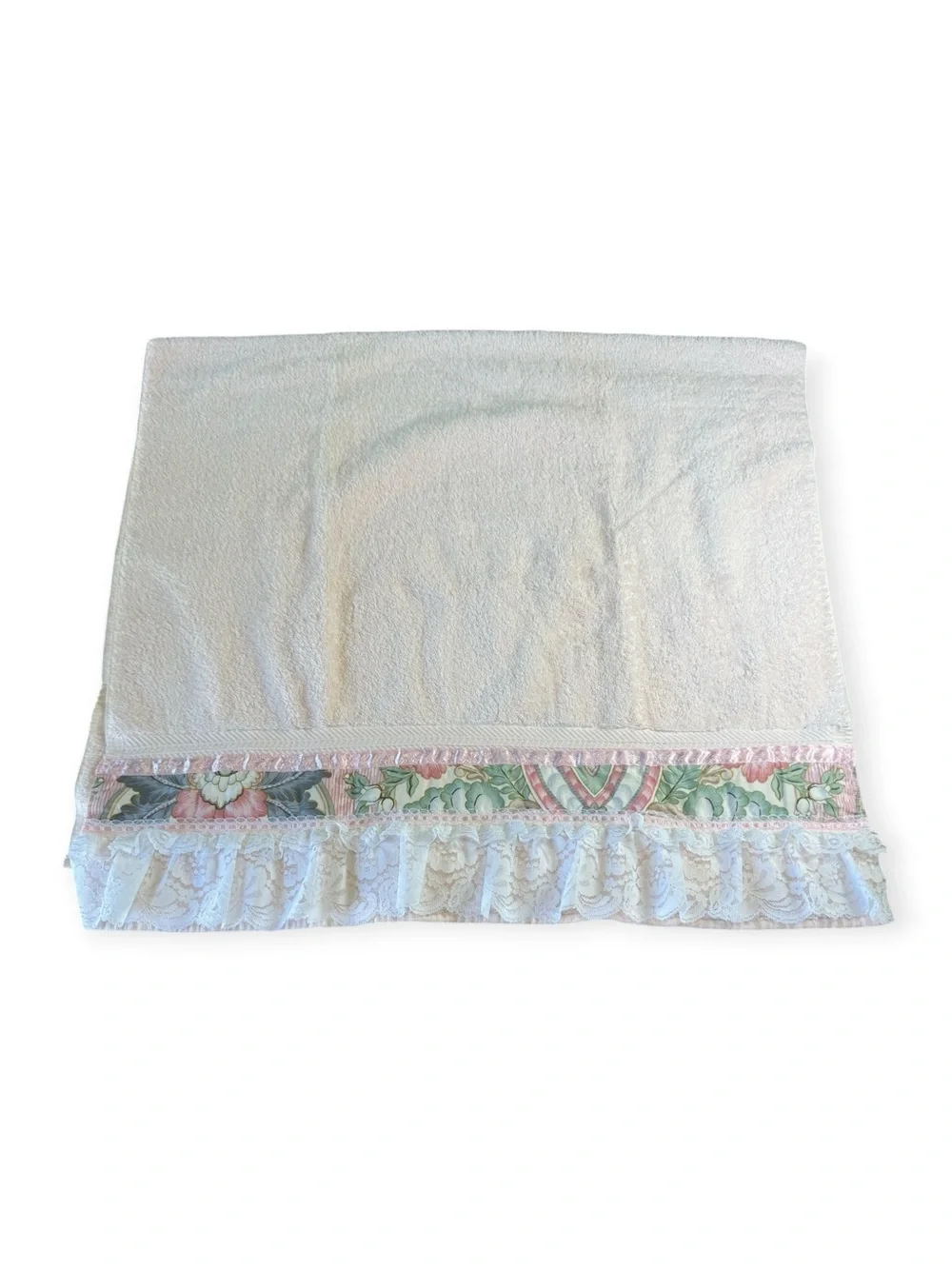 Vintage JC Penney Home Collection Light Pink Lace Fringed Bath Towel 47x26